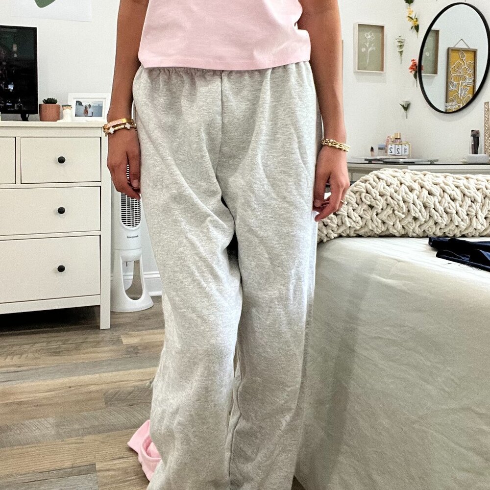 Light Grey Gildan Sweatpants